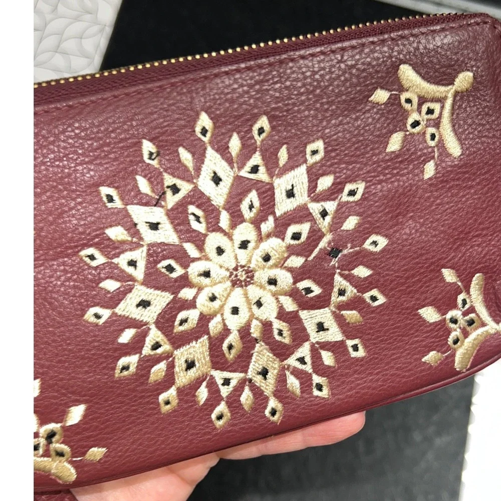 Lucky Brand‎ Embroidered Leather Wristlet Pouch Women OS Burgundy Good Boho